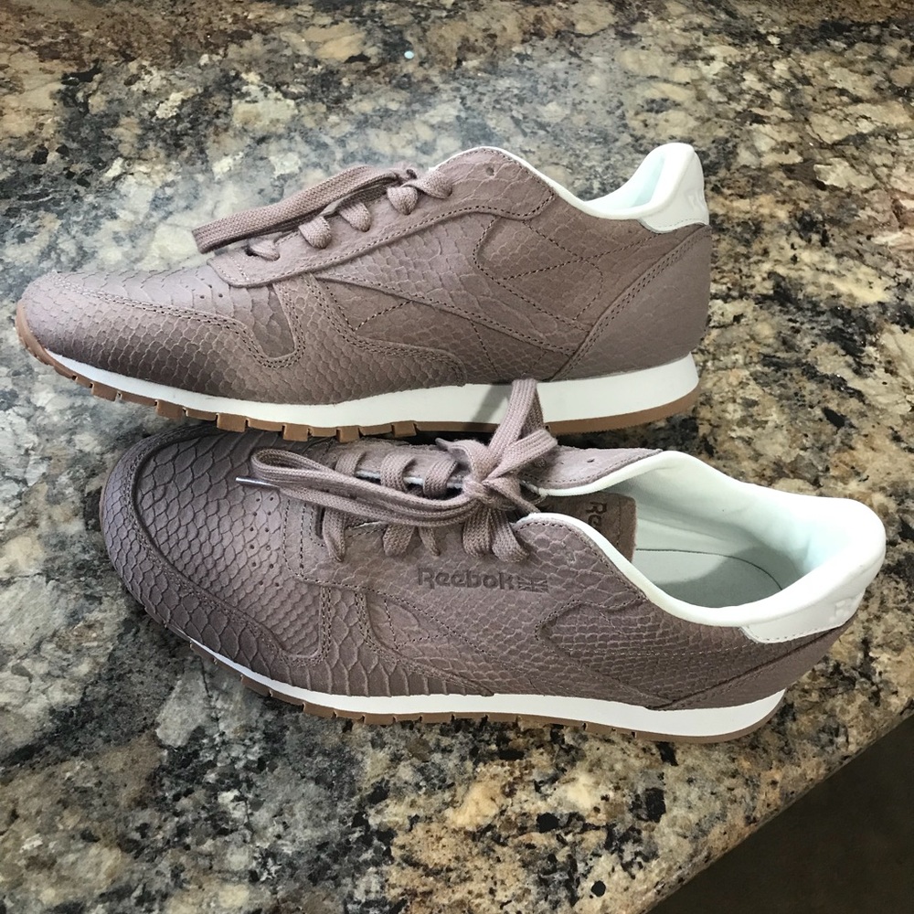 Reebok brand new without tags!
